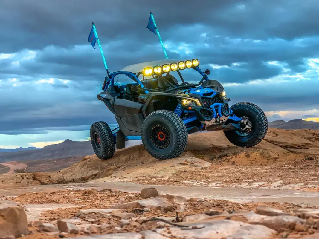 Gravity Led Pro6 2017-2023 Can-Am Maverick X3 7-Light 45" Led Light Bar - #91334 1