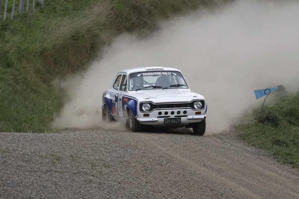 Ford Escort Mk1 Heated Front Screen 1