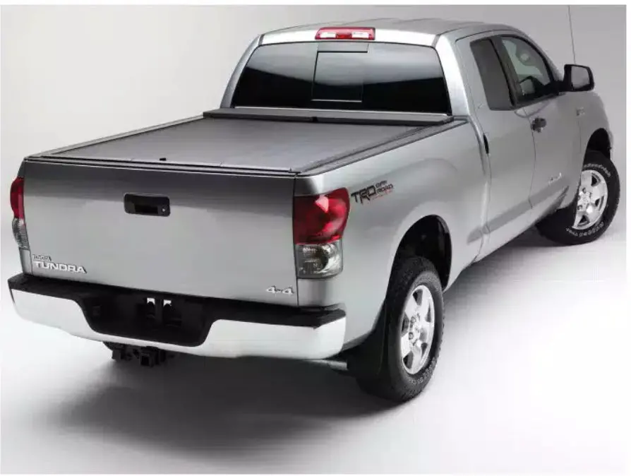 Roll-N-Lock A-Series Xt
07-21 Tundra Crewmax Bed Cover 664-570A-Xt 1