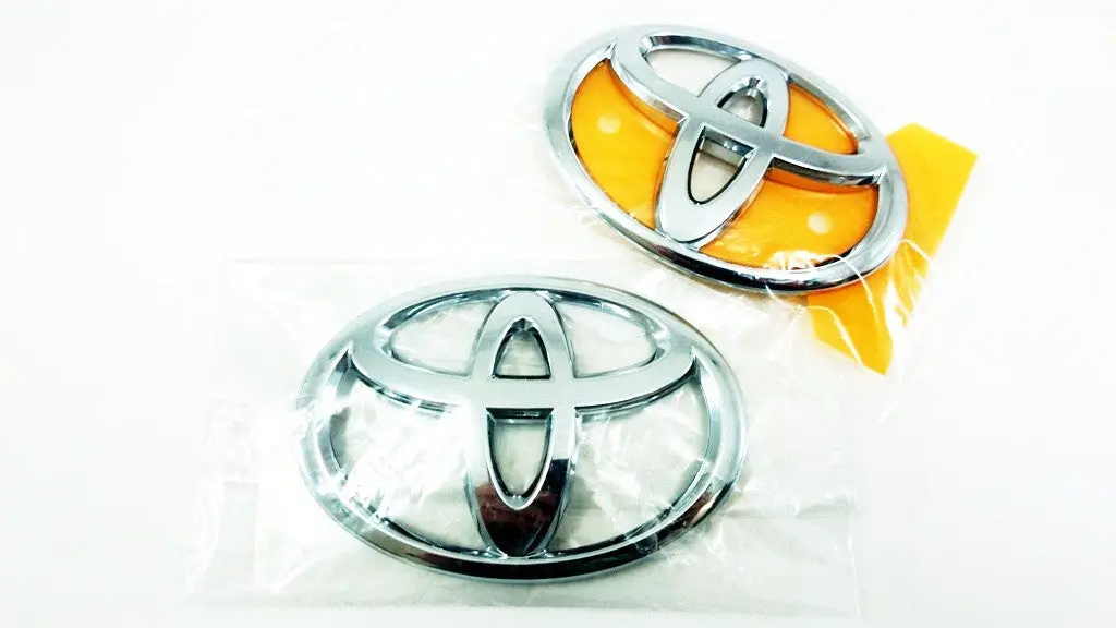 Toyota Emblems Package (2 Pcs) - Scion Fr-S / Toyota Gt86 1