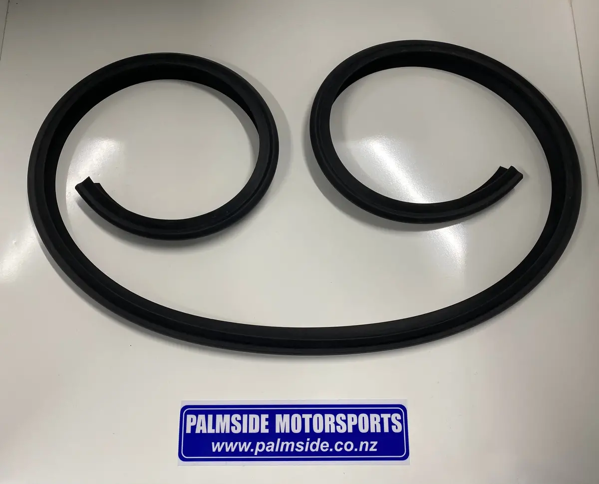 Ford Anglia 105E Estate/307E Van Upper Door Seal 1