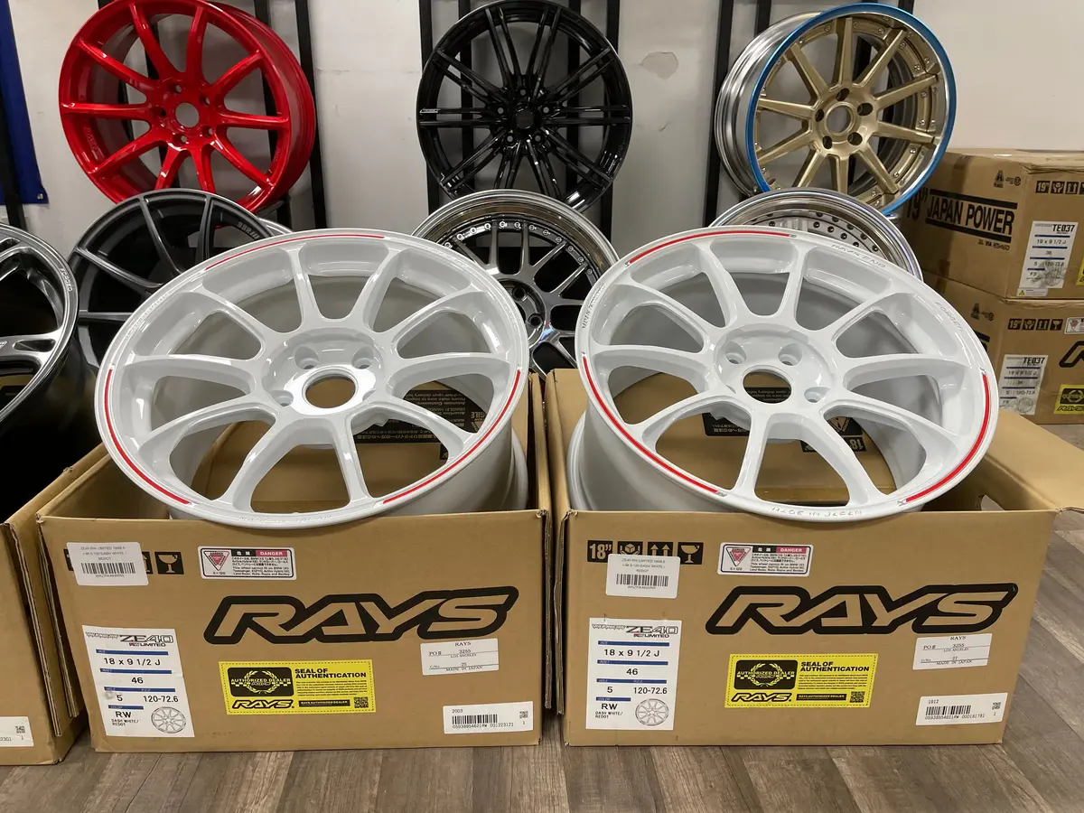 Volk Racing Ze40 Rw Limited Edition 18X9.5+45 5X120 Dash White 1