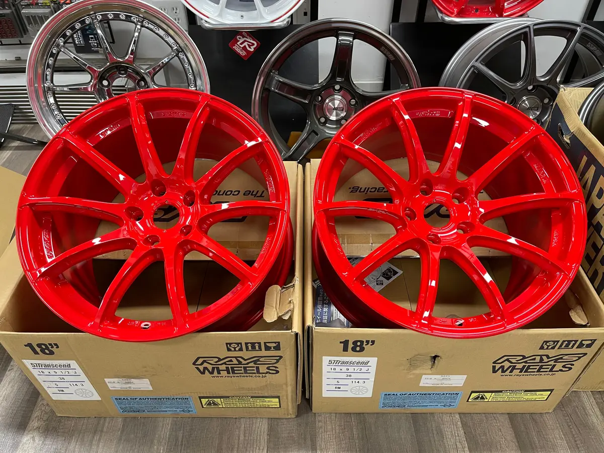 Gramlight 57Transcend Red 18X9.5+38 5X114.3 1