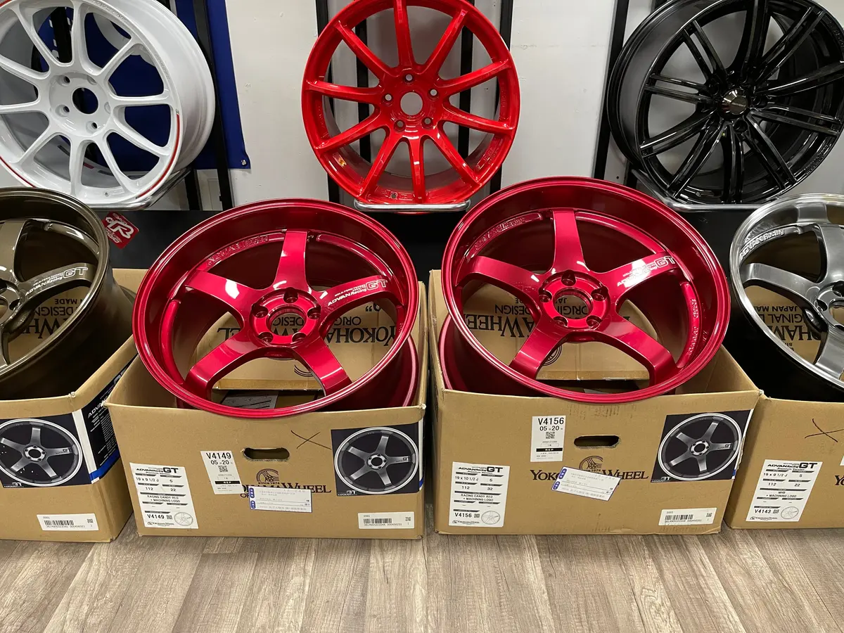 Advan Gt Premium 19X9.5+22 19X10.5+32 5X112 Racing Candy Red 1