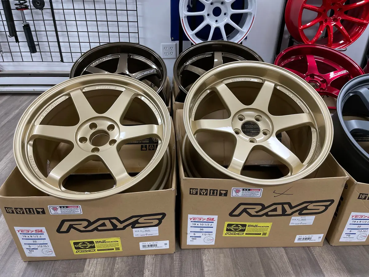 Volk Racing Te37sl 19X9.5+22 19X10.5+35 5X112 Gold 1