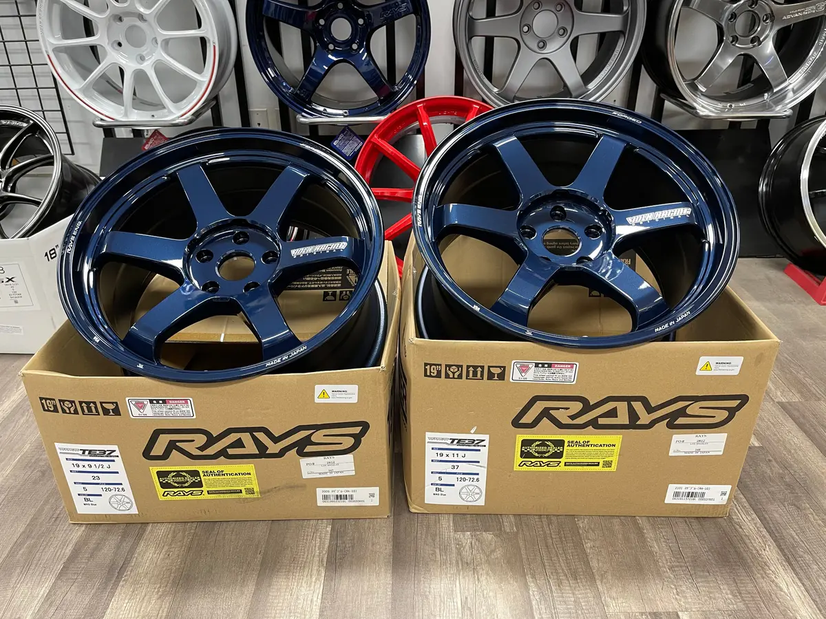 Volk Racing Te37 Ultra M-Spec 19X9.5+23 19X11+37 5X120 Magnesium Blue 1