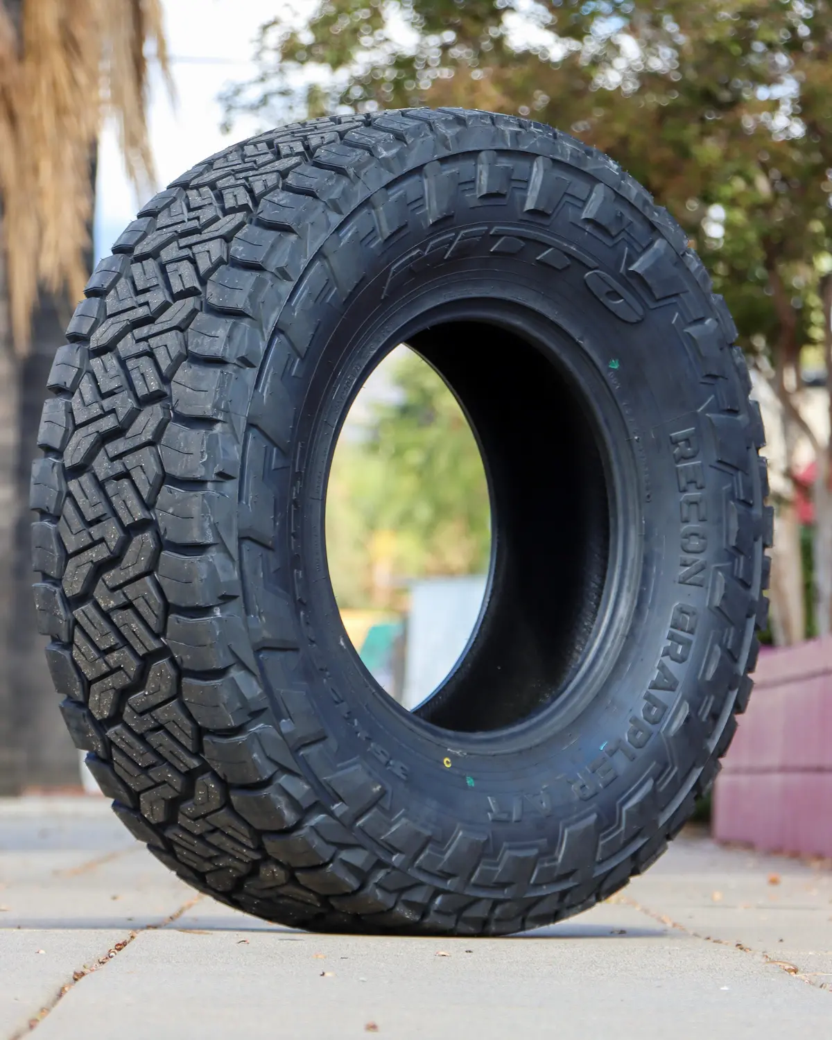 Nitto Recon Grappler 1