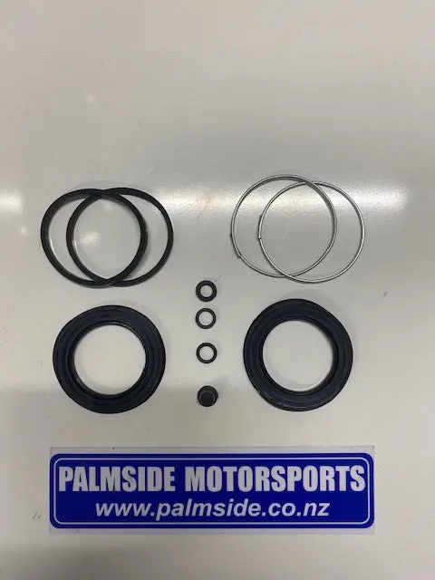Ford Escort Mk2/Capri M16 Seal Kit 1