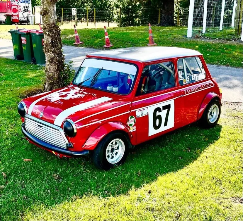 Mini Tinted Heated Screen - Classic Mini 1