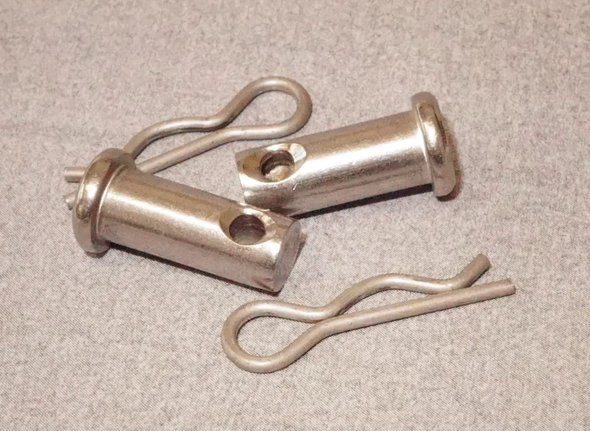 Ford Escort Mk1 & Mk2 Door Check Pin Clevis & Clip - Pair (#2205 - 2223) 1