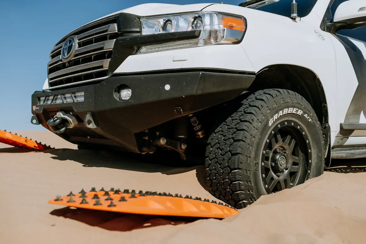 Maxtrax Xtreme Signature Orange Recovery Boards 1