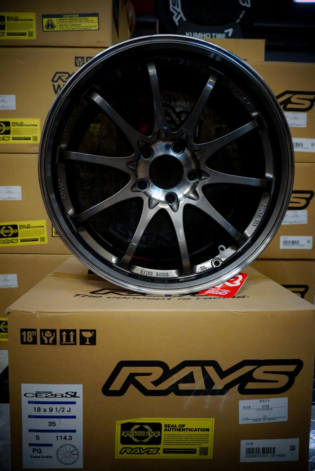 Ce28sl Pressed Graphite 18X9.5 +35 5X114.3 (Set Of 4) 1