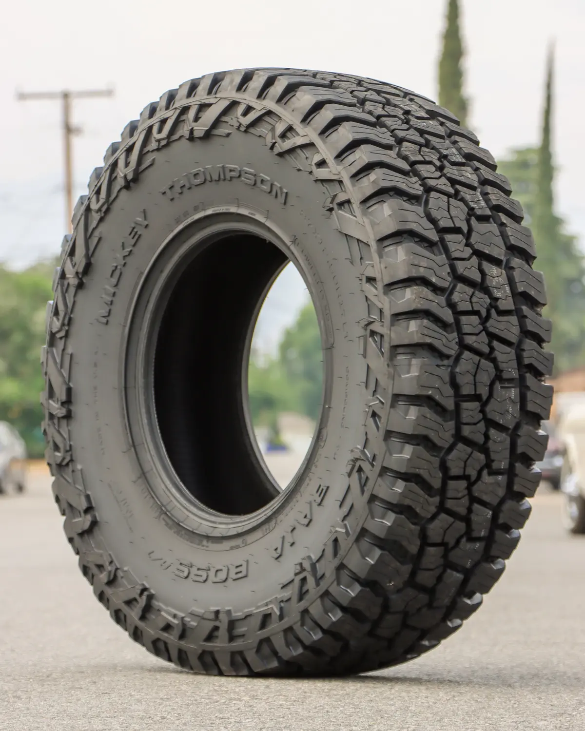 Mickey Thompson Baja Boss A/T 1