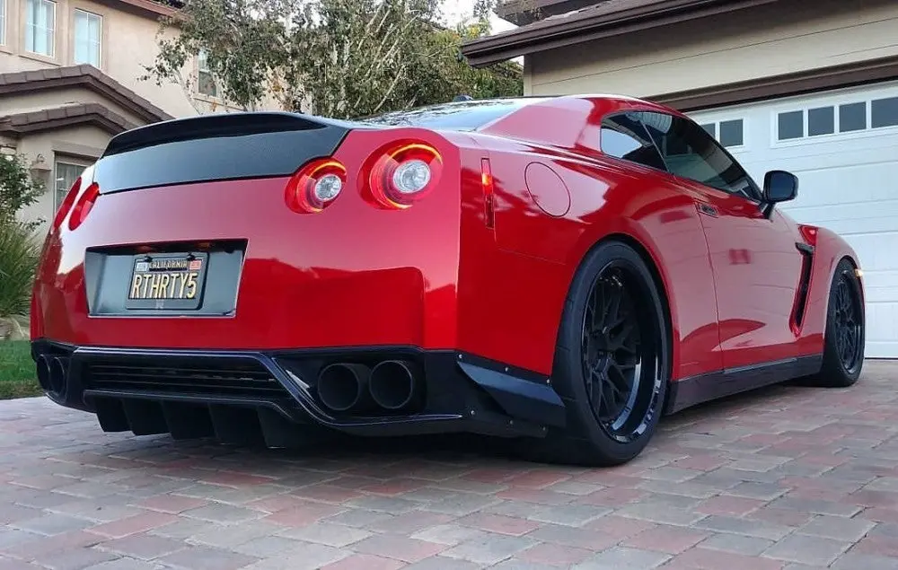 Seibon Carbon Fiber Trunk - Nissan 1