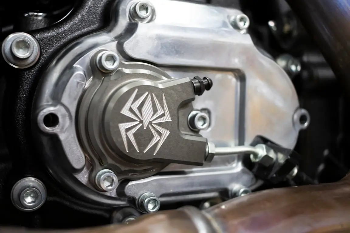 Rekluse Billet Slave Cylinder Harley-Davidson M8 1